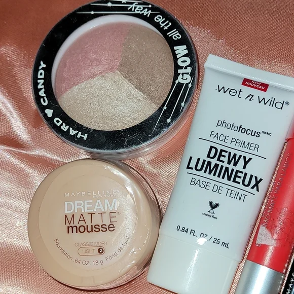 makeup bundle - Picture 2 of 3